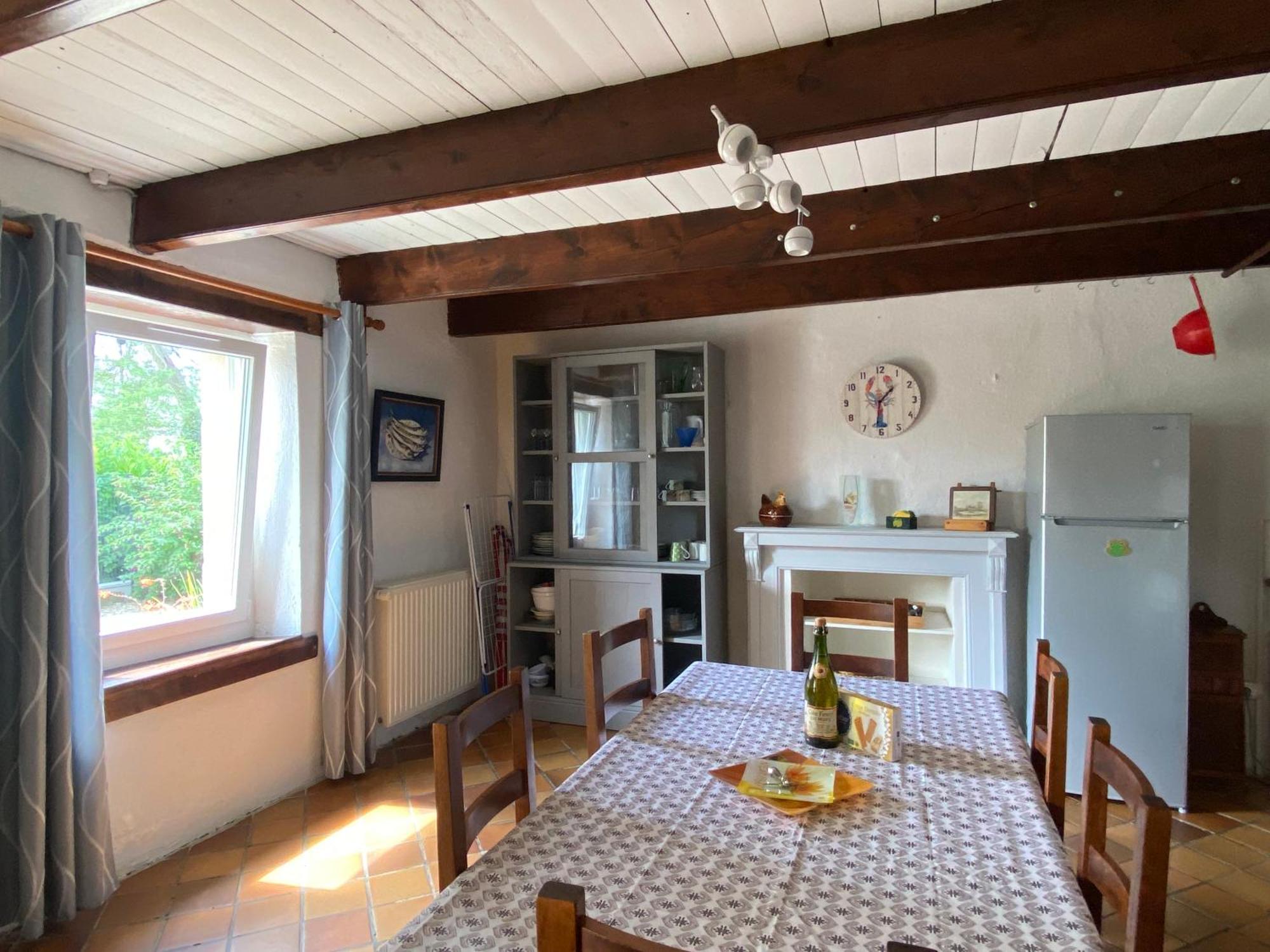 Sue'S Cottages Pleuven Dış mekan fotoğraf